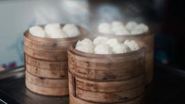 包子鋪現(xiàn)排隊狂潮，它或?qū)⑹?022年最火爆的餐飲賽道？