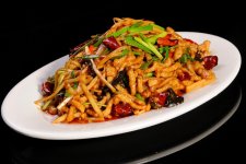 預(yù)制菜火了?；鸨膸缀鹾翢o道理。投資人和媒體都在探討這背后的緣由和它可能帶來的影響