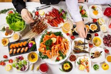 疫情或?qū)⒂瓉怼叭珓〗K”，新餐飲人咋走好“第一步”？