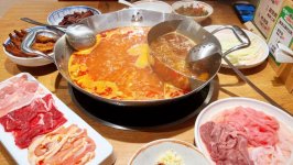 九毛九開酸湯火鍋店，素菜3元起、人均80元左右